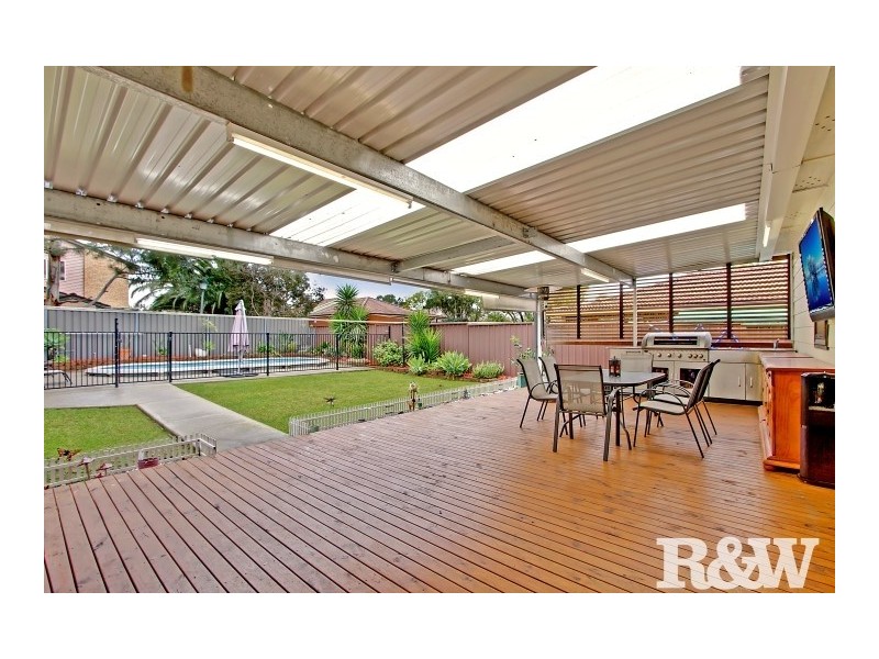 8 Dunsmore Street, Rooty Hill NSW 2766
