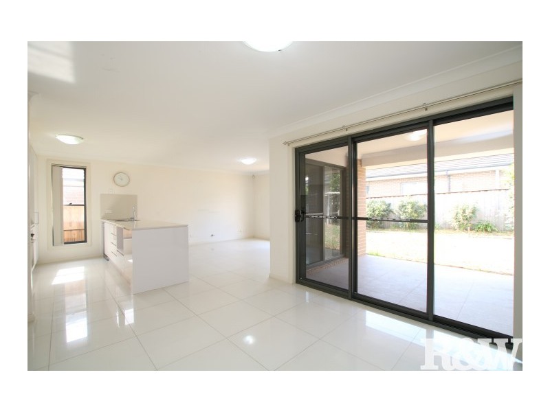 12 Twynam Place, Minto NSW 2566