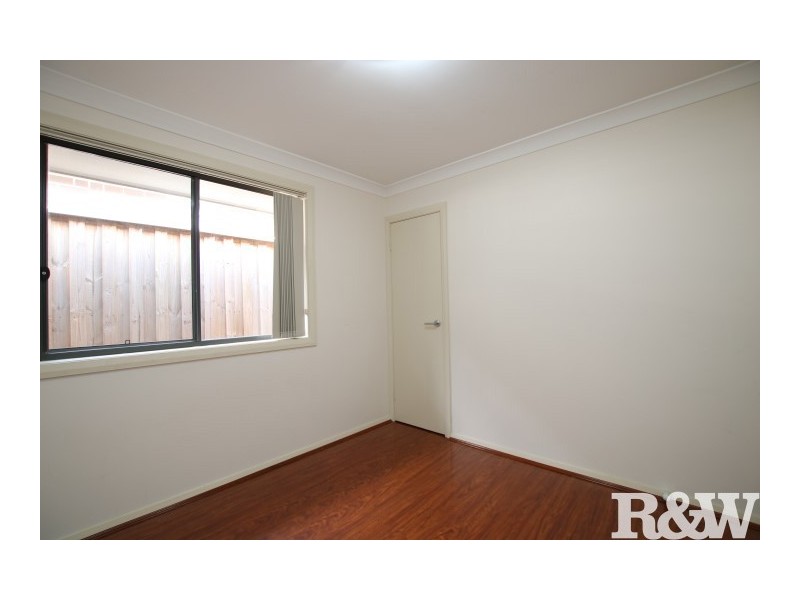 12 Twynam Place, Minto NSW 2566