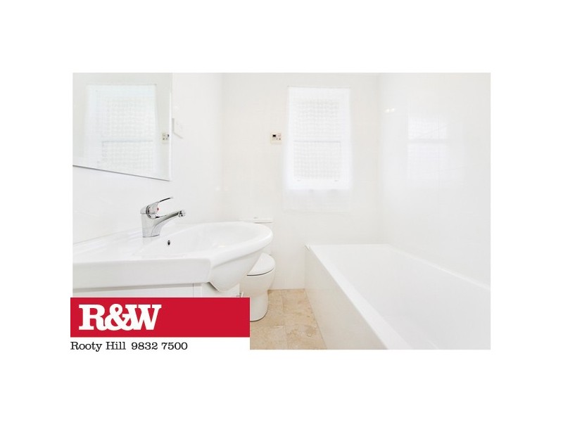 5 BASILDON PLACE, Hebersham NSW 2770