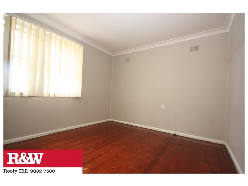 15 MIKKELSON AVENUE, Tregear NSW 2770