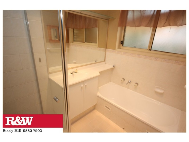 12A DRYDEN AVENUE, Oakhurst NSW 2761