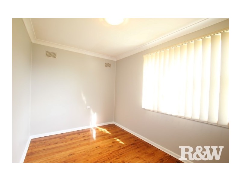 20 Melanesia Avenue, Lethbridge Park NSW 2770