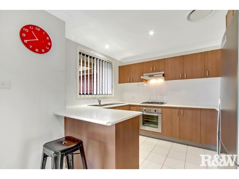 5 Bond Place, Oxley Park NSW 2760