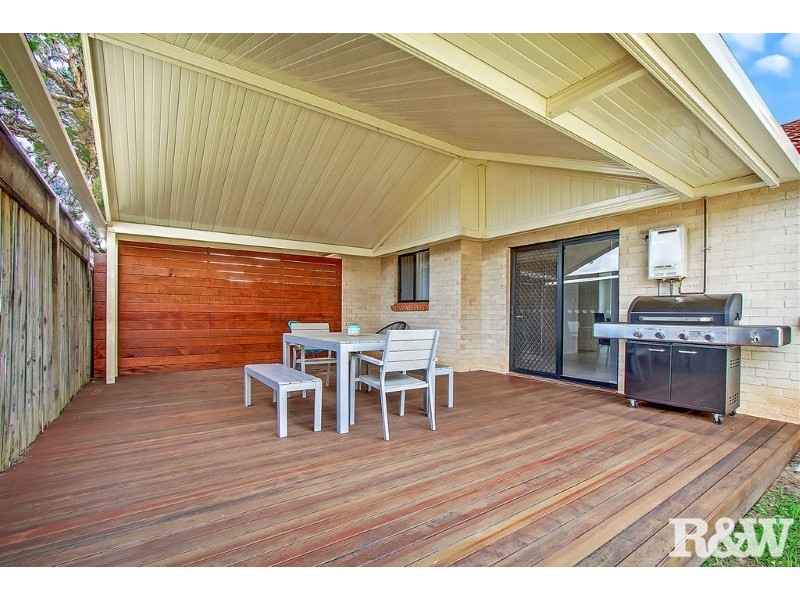 5 Bond Place, Oxley Park NSW 2760