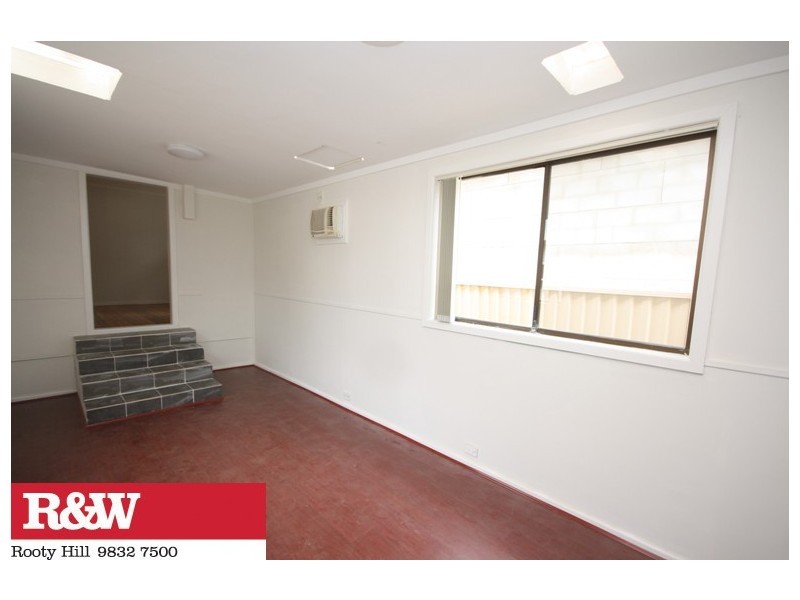 55 MARSDEN ROAD, St Marys NSW 2760