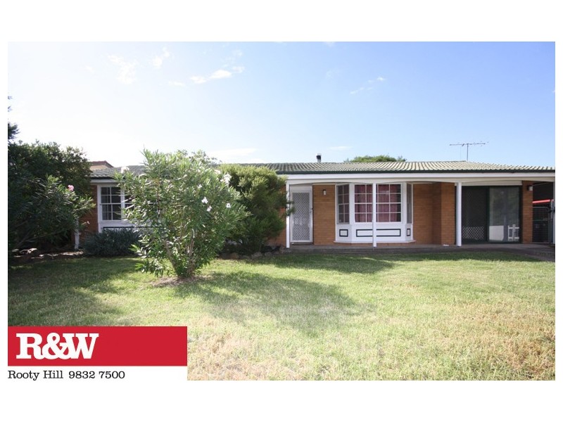 7 CHARLES STURT DRIVE, Werrington County NSW 2747