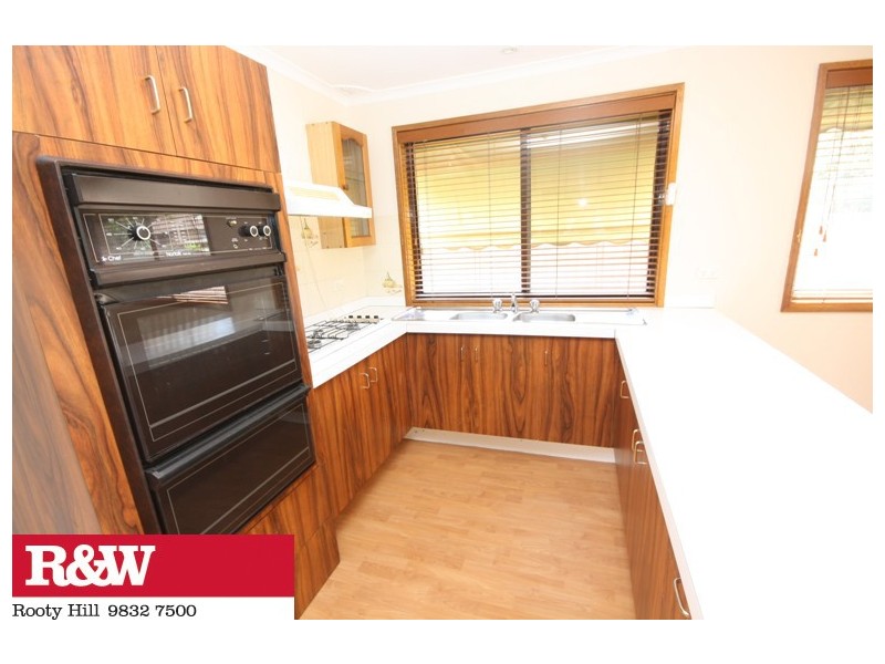 147 BANKS DRIVE, St Clair NSW 2759