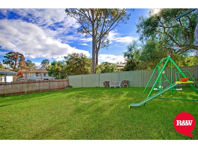 10 Mikkelsen Avenue, Tregear NSW 2770