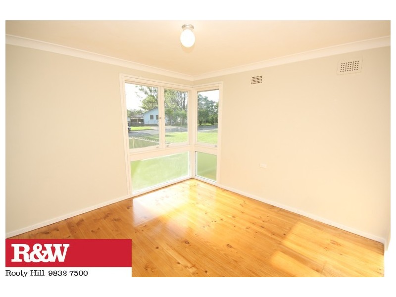 61  CUMBERNAULD CRESCENT, Dharruk NSW 2770