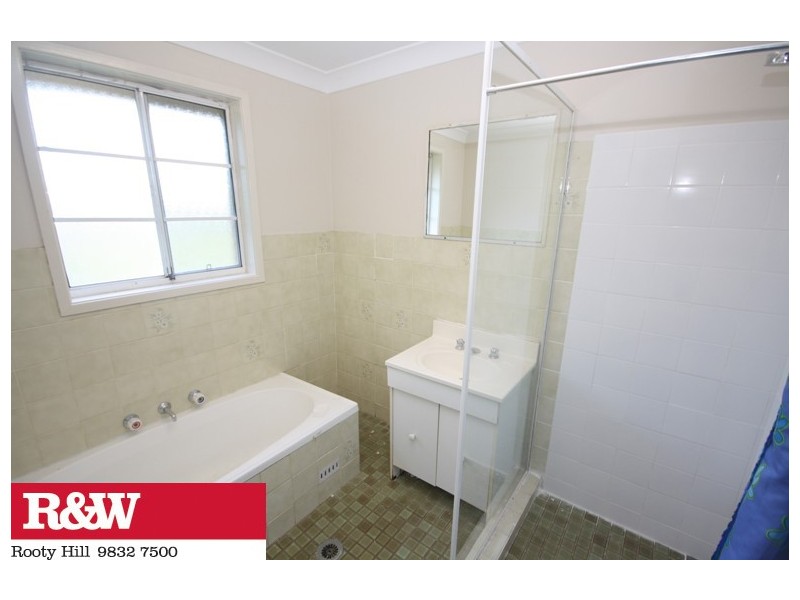 33 LIDDLE STREET, St Marys NSW 2760