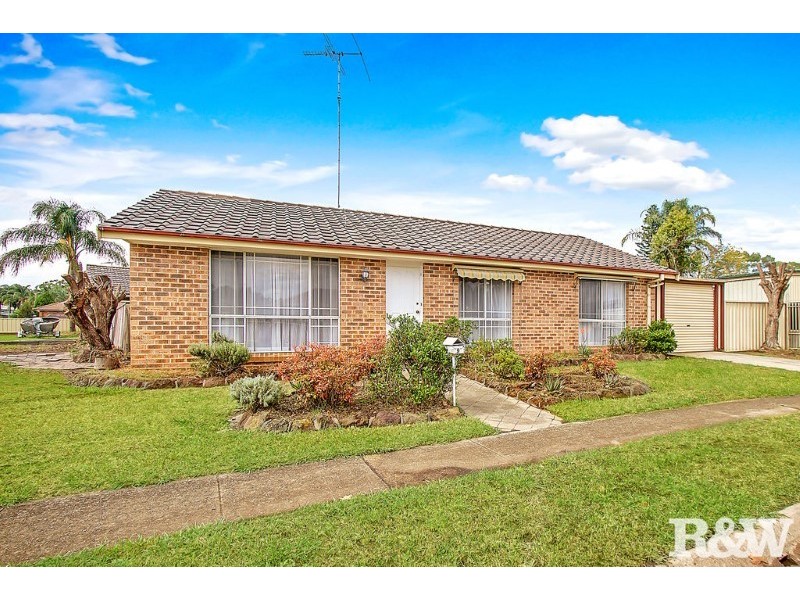 9 Doolan Street, Dean Park NSW 2761