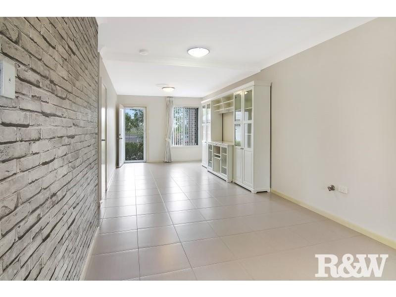 3/300 Seven Hills Road, Kings Langley NSW 2147