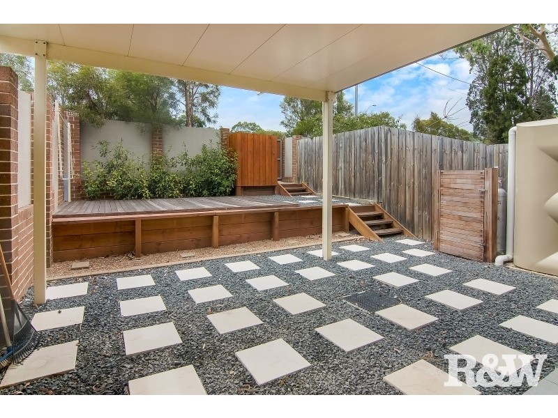 3/300 Seven Hills Road, Kings Langley NSW 2147