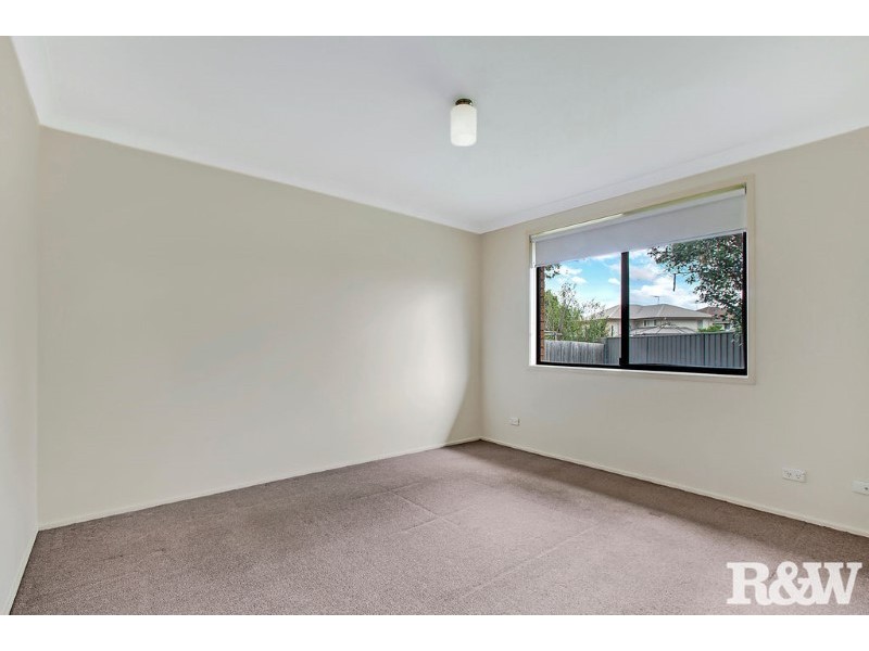10 Magyar Place, Oakhurst NSW 2761