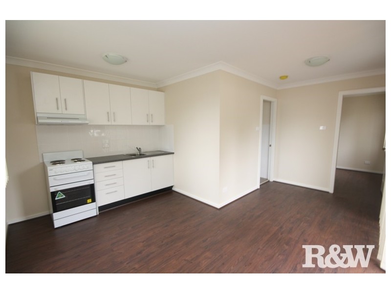 39A Lingayen Avenue, Lethbridge Park NSW 2770