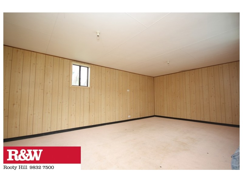 38 WAIKANDA CRESCENT, Whalan NSW 2770