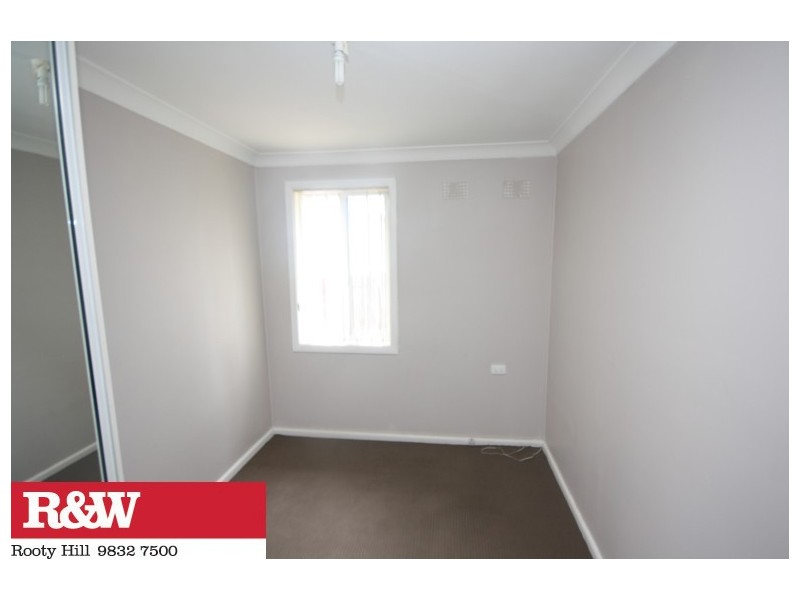 17 FORRESTER ROAD, Lethbridge Park NSW 2770