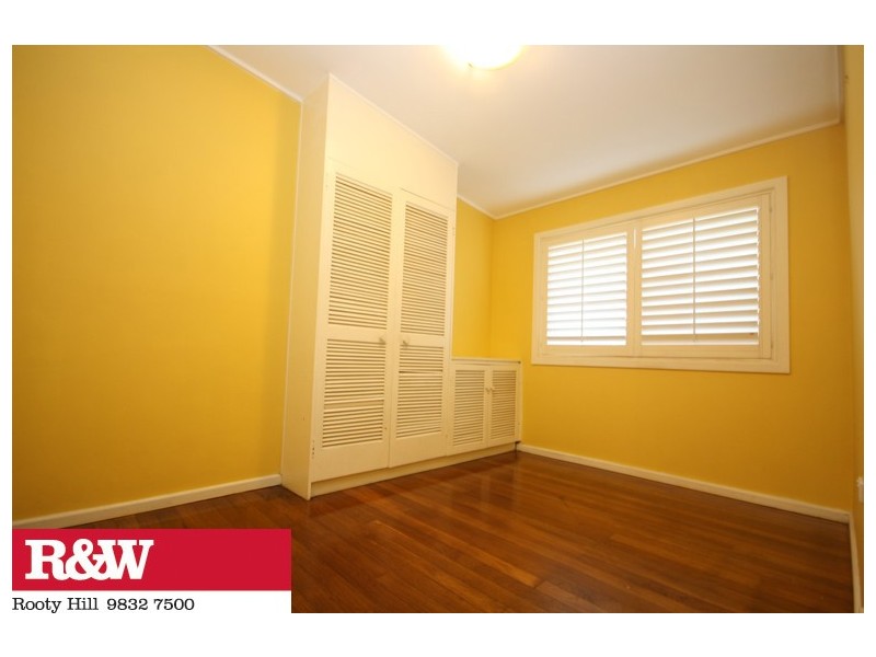 6 DOCTOR LAWSON PLACE, Rooty Hill NSW 2766