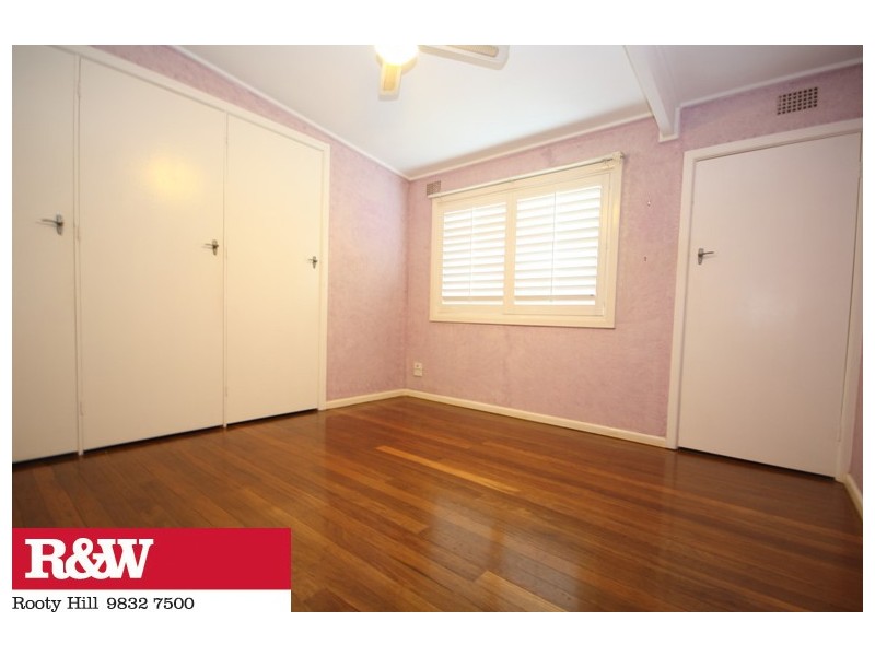 6 DOCTOR LAWSON PLACE, Rooty Hill NSW 2766