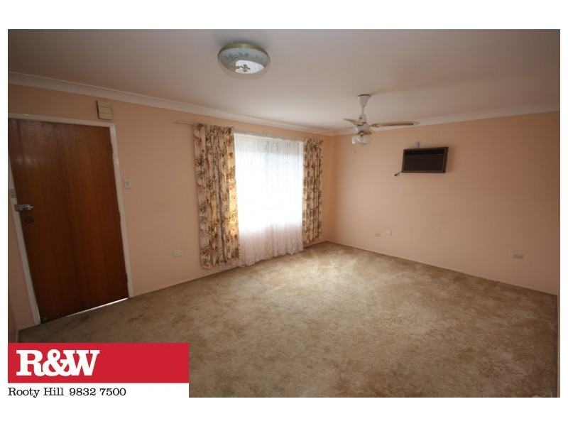 67 HOBART STREET, St Marys NSW 2760