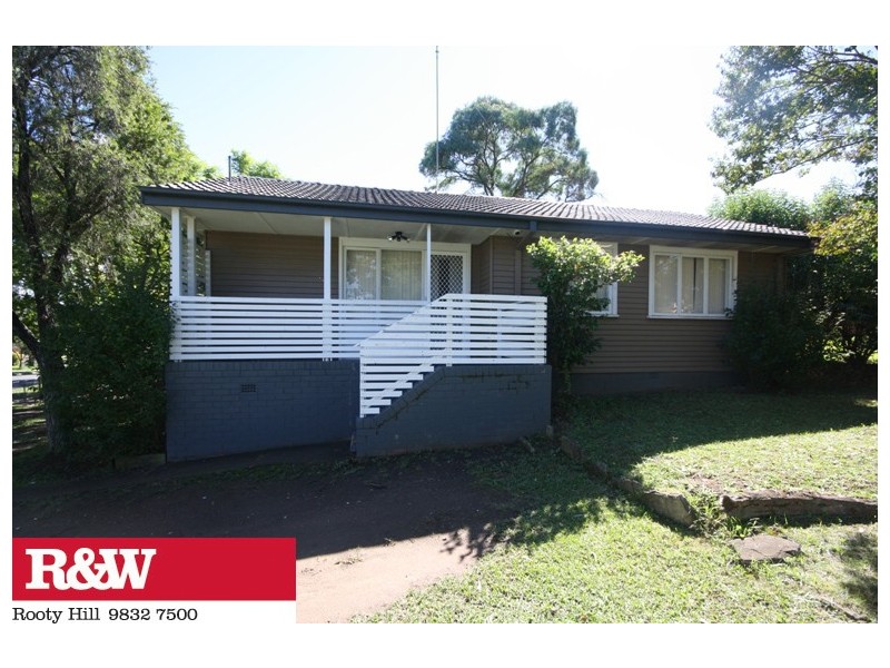 5 KISTA DAN AVENUE, Tregear NSW 2770