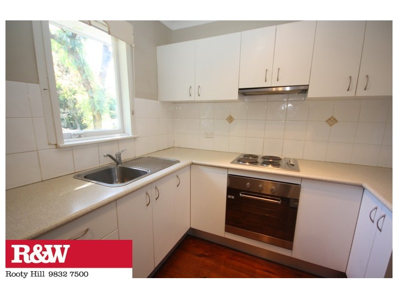 5 KISTA DAN AVENUE, Tregear NSW 2770