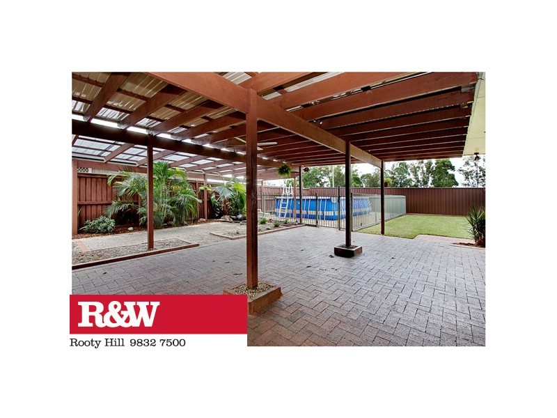 32 HESELTINE PLACE, Rooty Hill NSW 2766