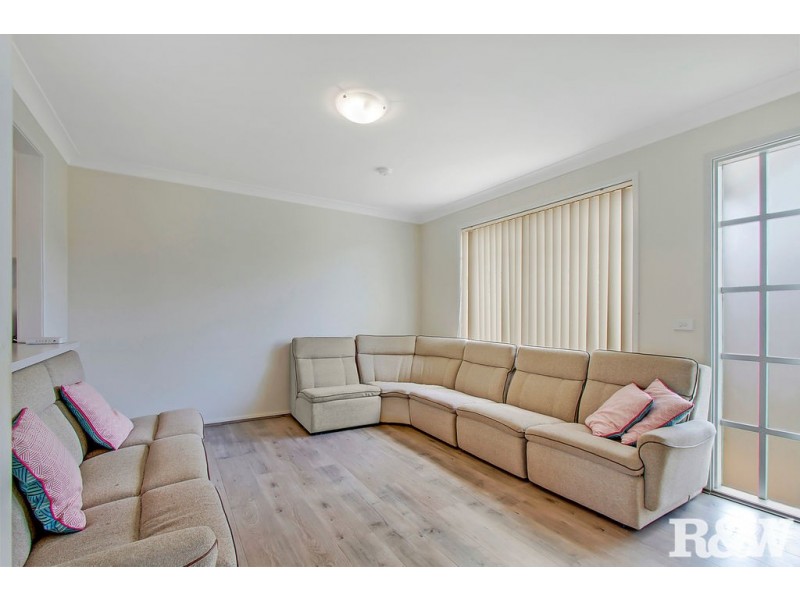 5B Dimascio Place, Oakhurst NSW 2761