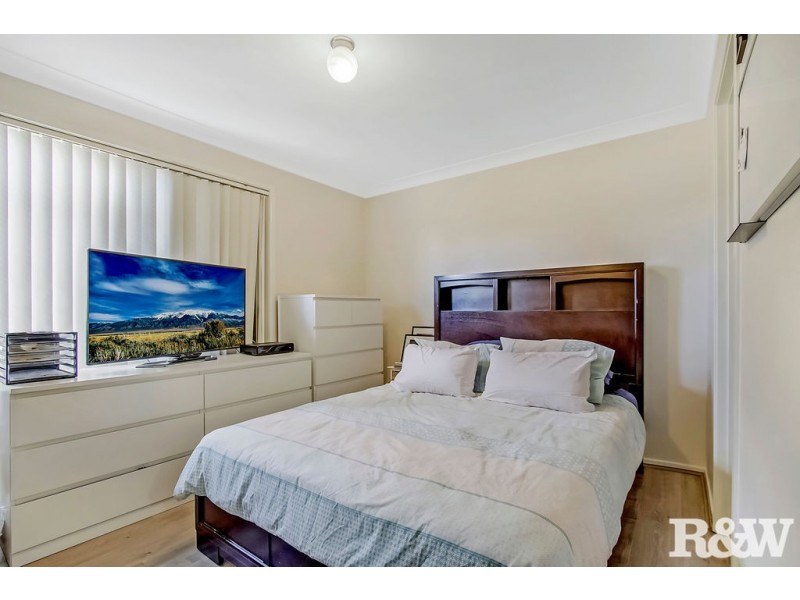 5B Dimascio Place, Oakhurst NSW 2761