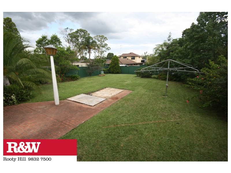 24 GUILDFORD ROAD, Cambridge Park NSW 2747