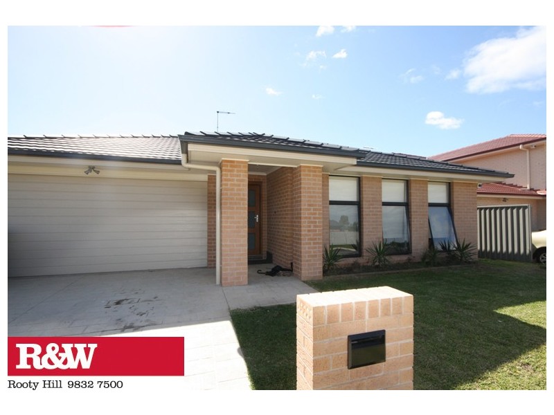 4 EDEN GROVE CIRCUIT, Rooty Hill NSW 2766