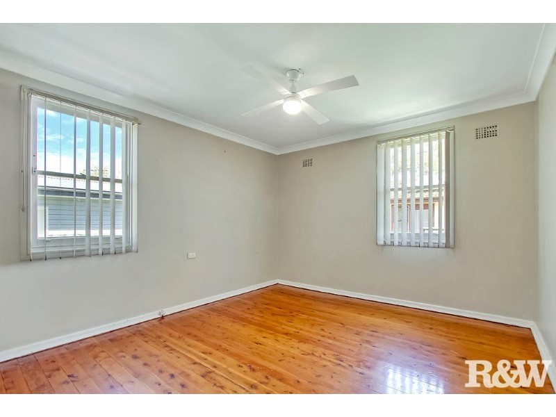 19 Runcorn Avenue, Hebersham NSW 2770