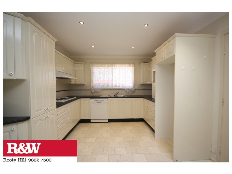 25 SHEBA CRESCENT, South Penrith NSW 2750