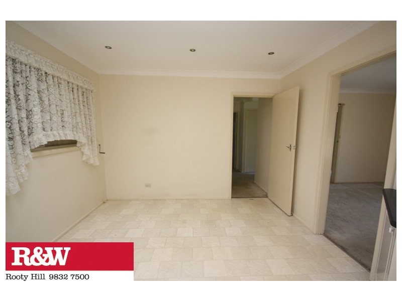 25 SHEBA CRESCENT, South Penrith NSW 2750