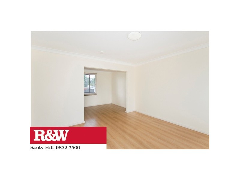 11 ROTORUA STREET, Lethbridge Park NSW 2770