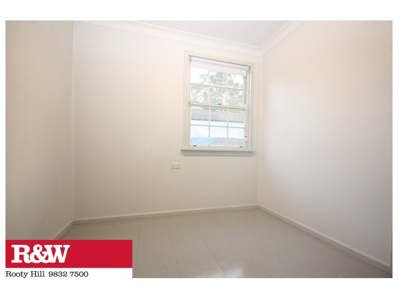 420 LUXFORD ROAD, Lethbridge Park NSW 2770