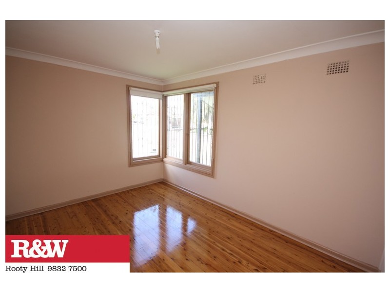 6 BOLDREWOOD ROAD, Blackett NSW 2770