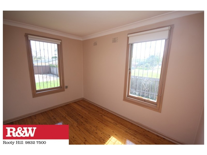 6 BOLDREWOOD ROAD, Blackett NSW 2770