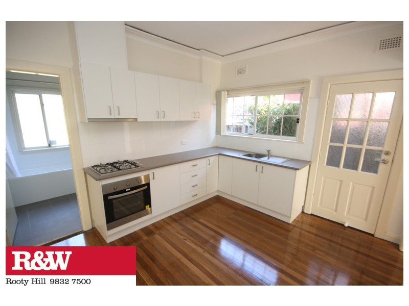 28 SYDNEY STREET, St Marys NSW 2760