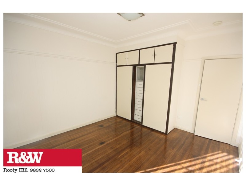 28 SYDNEY STREET, St Marys NSW 2760