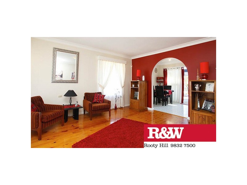 6 PALMYRA AVENUE, Lethbridge Park NSW 2770