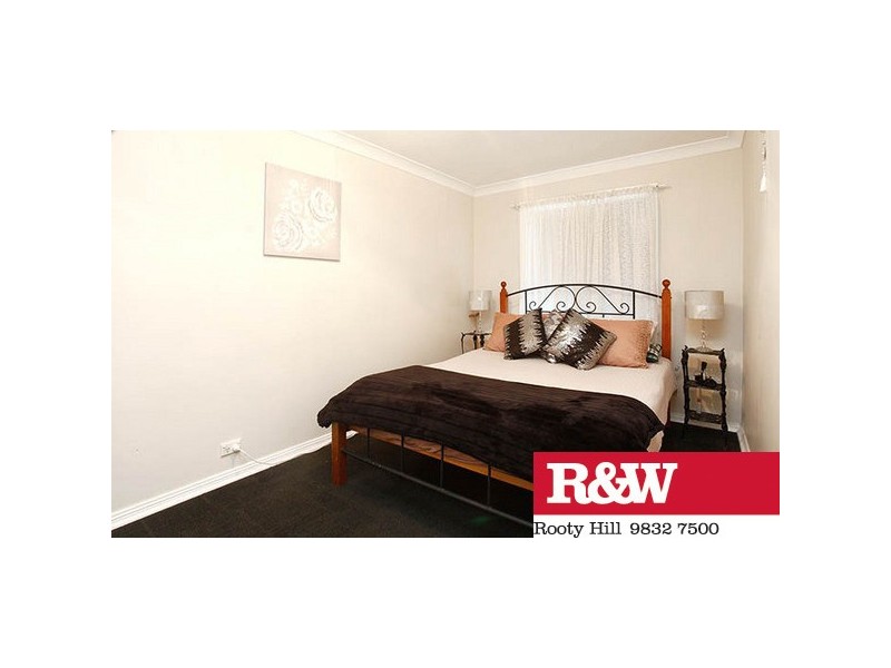 6 PALMYRA AVENUE, Lethbridge Park NSW 2770