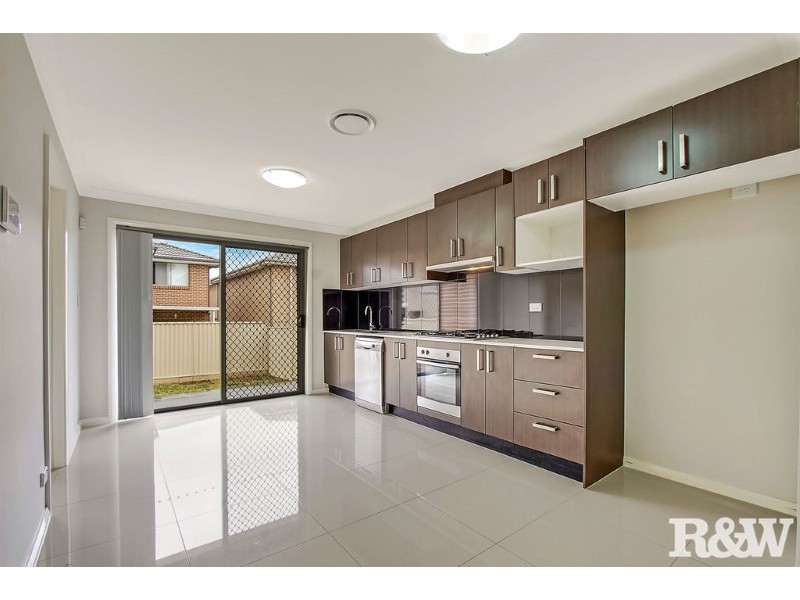 35 Waring Crescent, Plumpton NSW 2761