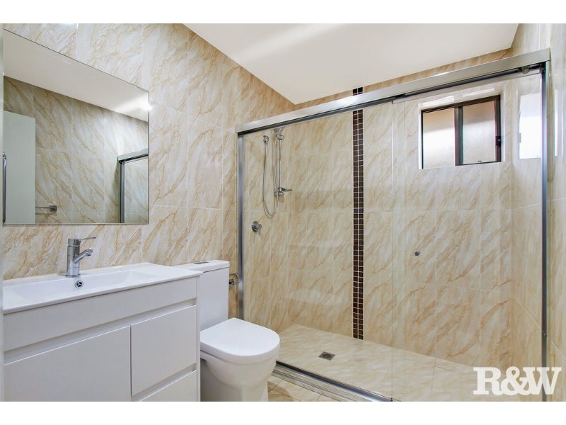 35 Waring Crescent, Plumpton NSW 2761