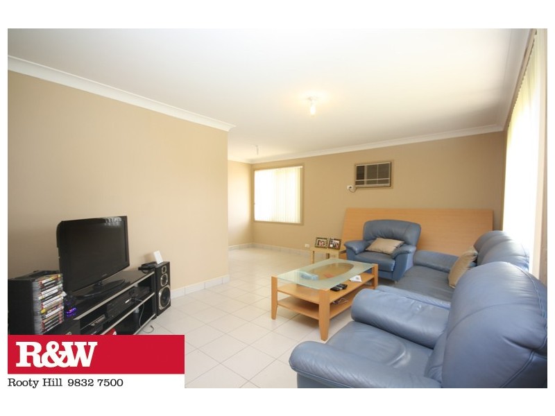 13A PANGARI CRESCENT, Dharruk NSW 2770