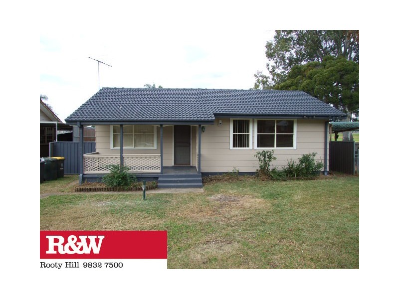 52 TARAWA ROAD, Lethbridge Park NSW 2770