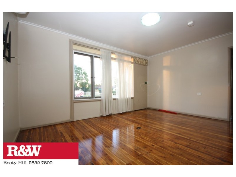 42  ETON ROAD, Cambridge Park NSW 2747