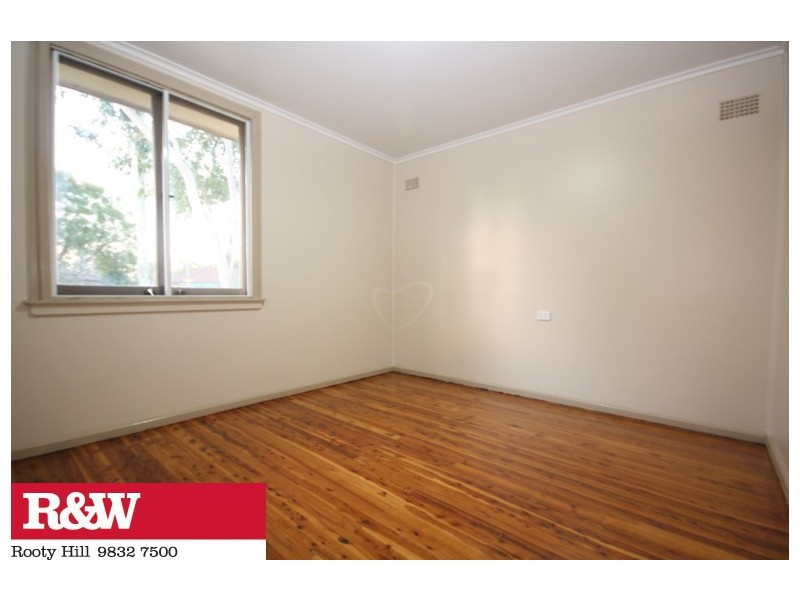 42  ETON ROAD, Cambridge Park NSW 2747