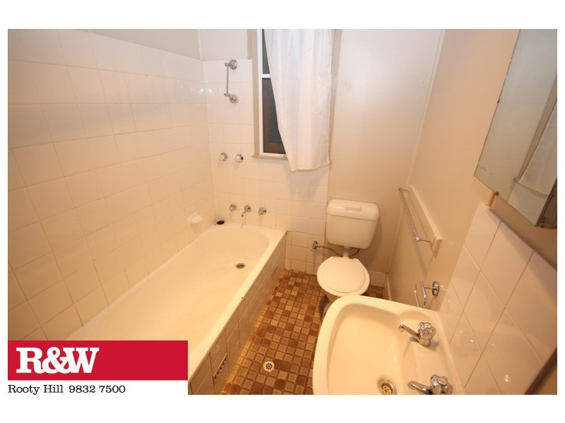 42  ETON ROAD, Cambridge Park NSW 2747